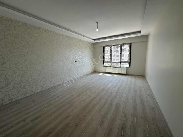 Kiralık Sıfır Daire Yunusemre Mah