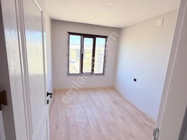 Kiralık Sıfır Daire