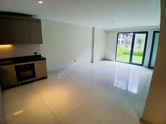 | Kiralık | Sinpaş | Boulevard Sefaköy | 3 + 1 | Daire |