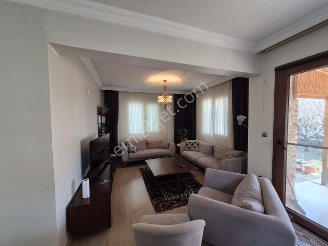 Kiralık Villa 3+1 Beşyol Mahallesinde Doğanın İçinde