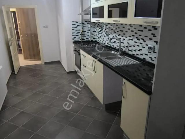 kiralık* 150m2 Seyhan 3+1 Yeşilyurt 12 8katı *mavi Bulvar* 2banyo *kapalı Mutfak* 3cephe Ankastre