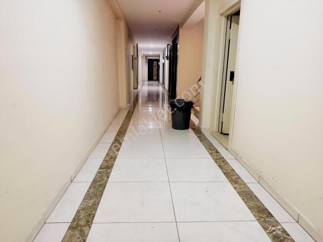 Kiralık 1+1 Eşyalı Ara Kat Daire