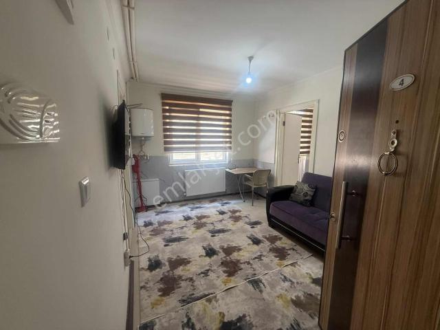 Kiralık 1+1 Geniş Yakıt İnternet Dahil Apart