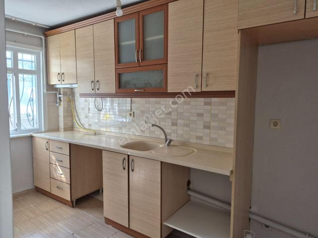 Kiralık 1+1giriş Kat