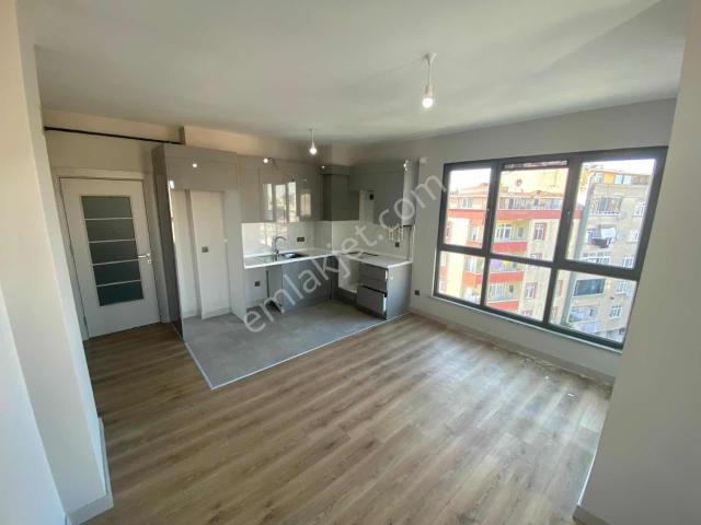 Kiralık 2+1 Arakat Daire Özfeza Kiptaş