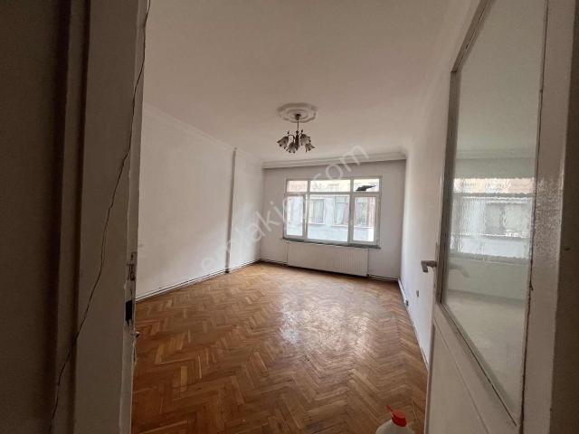 Kiralık 2+1 Daire Kağıthane Hürriyet Mahallesi