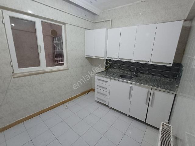 Kiralık 2+1 Kooperatifler Mah Akkoyunlu 3.sok Diyarbakır
