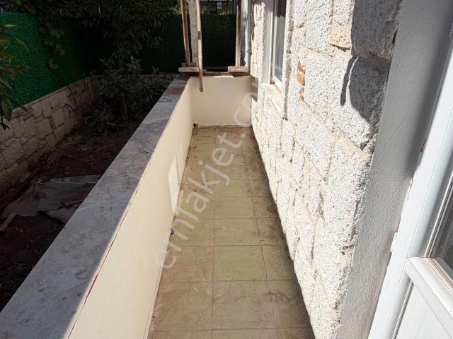 Kiralık | 2+1 | 110 M² | Bahçe Kullanımlı | Sahil Yolu Üzeri