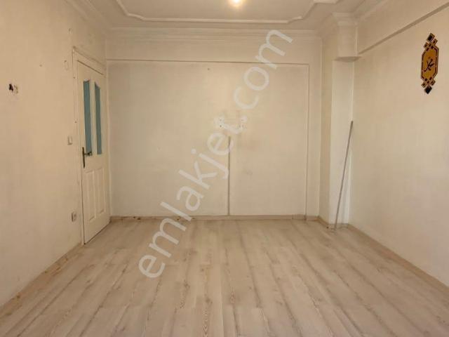 Kiralık 2+1 1.kat Balkonlu Daire