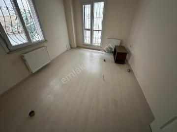 Kiralık 2+1 75 M2 Ters Dubleks Safa Mahallesi