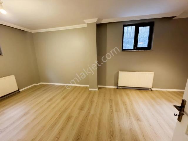 Kiralık 2+1 80m2 Giriş Altı Daire Taşdelen Merkezde