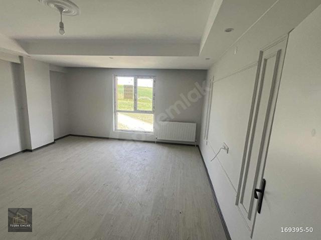 Kiralık 2 + 1 geniş sıfır daire