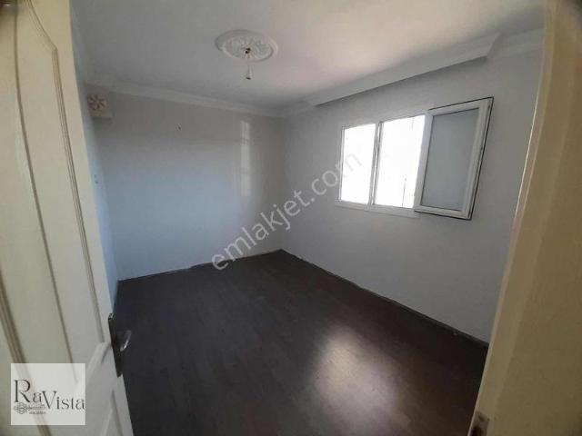 Kiralık 3+1 Daire Bayraklı Çiçek Mahallesi