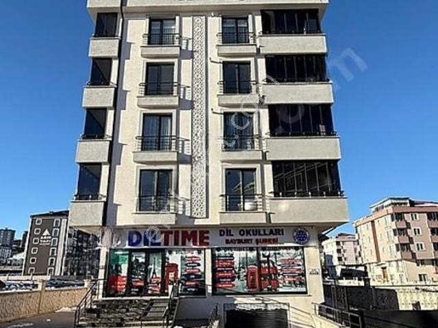Kiralık 3+1 Daire Eski Hastane Bölgesi Mükemmel Konum Arz'dan