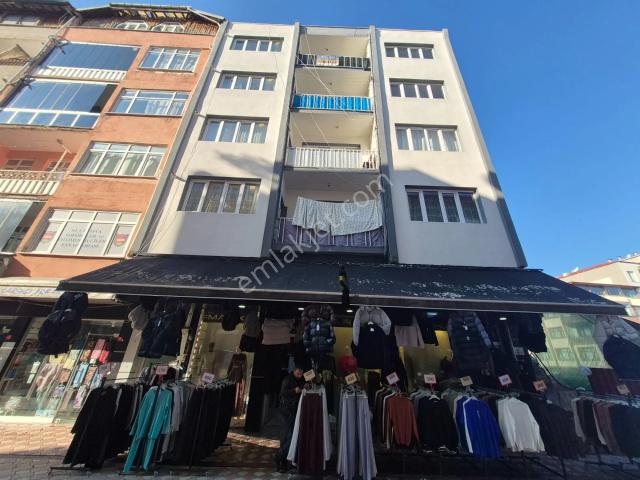 Kiralık 3+1 Daire Suluova Şehir Merkezinde
