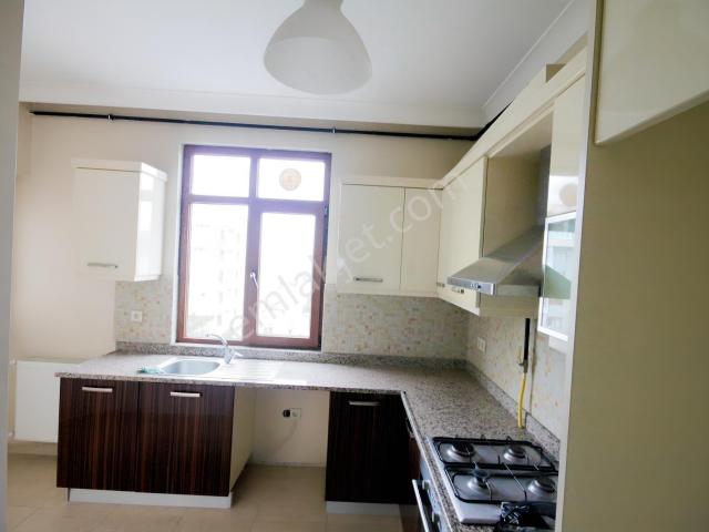 Kiralık 3+1 Ferahevlerde Özel Otoparklı Asansörlü Nezih Ferah