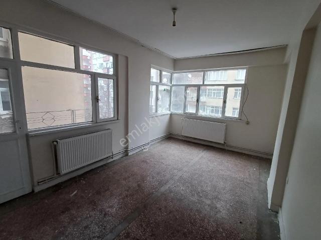 Kiralık 3+1 Rızvanağa Cad Canik Apt