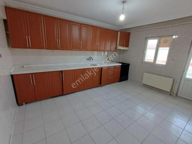 Kiralık 4+1 Lise Cad 4.sok İpsan 7 Sitesi Diyarbakır