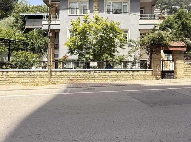 Kiralık 7+2 Villa, Sadece Kurumsal Firmalara, Minibüs Yolunda