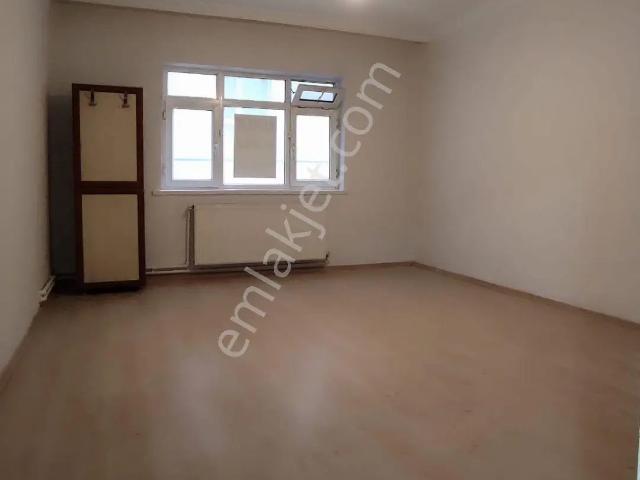 Kiralık*pınarbaşı Mah*cadde Üzerin De*3+1*geniş Daire