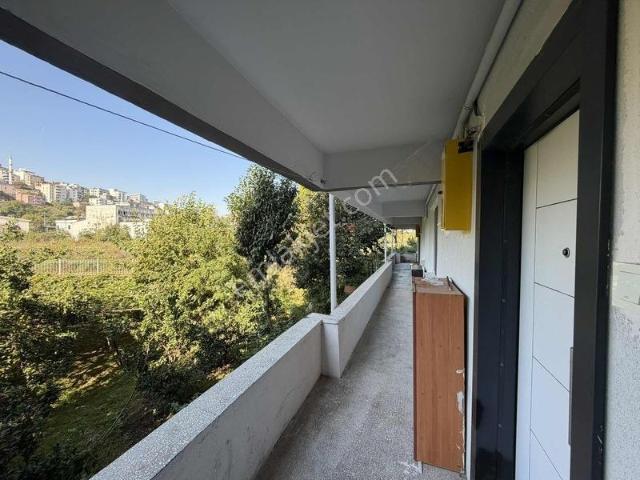 Kiralik 1+1 İlkadim Kalkancı'da Ulaşıma Yakın Daire