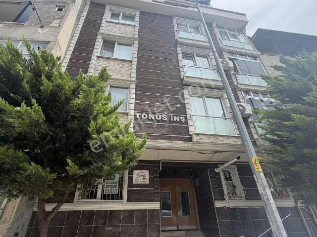 Kirazlıda 2+1 70 M2 Yeni Binada Balkonlu Daire