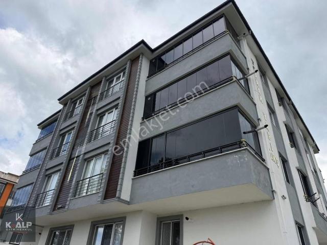 Kirazlıkçay Mahallesinde Satılık 2+1 Sıfır Daire Arakatta