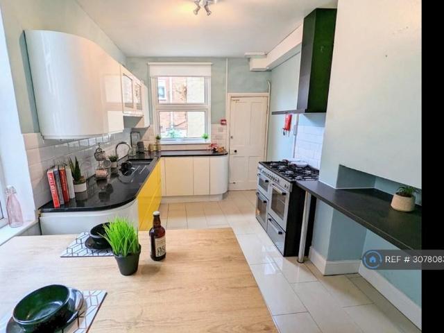Kirby Road, Leicester, LE3 6 bed terraced house to rent £2,600 pcm £600 pw