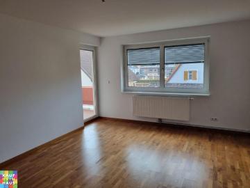 KIRCHENGASSE 20! GROSSZÜGIGE 3 ZIMMERWOHNUNG!