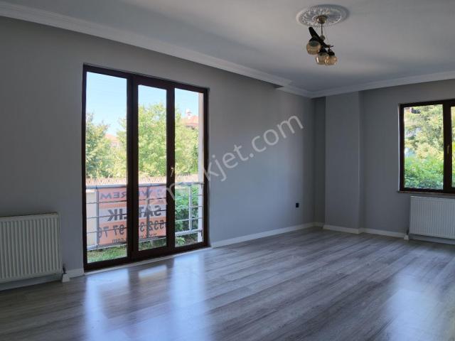 Kiremitocağı Mahallesinde Merkezi Konumda, Hastane Ve Avm Yakını Satılık 3+1 Daire