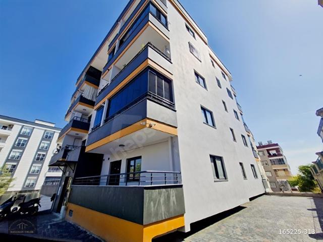 KIRIKLARSIRTI MAH 4odalı 1mutfaklı 135 m2 sıfır daire