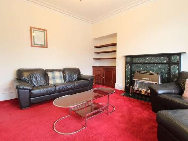 Kirk Brae, Upper Flat, AB15