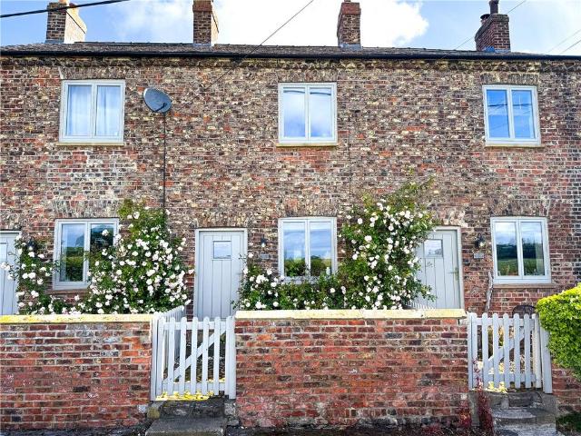 Kirk Hammerton, York, North. 2 bed terraced house to rent £1,350 pcm £312 pw