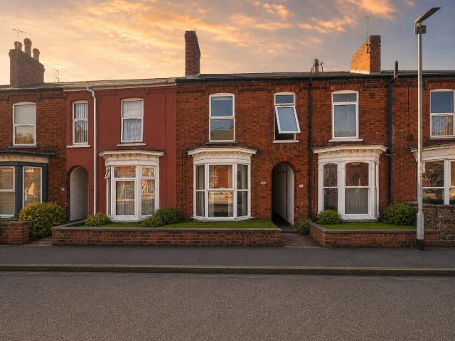 Kirkby Street, Lincoln LN5, 2 bed terraced house to rent, £950 pcm | PrimeLocation