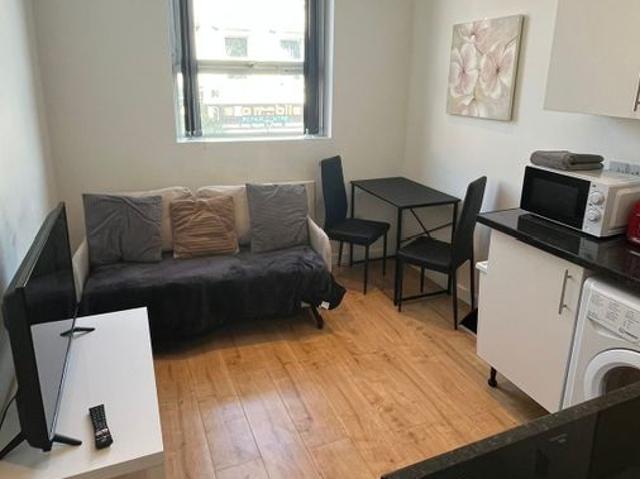 Kirkgate, Wakefield, West Yorkshire WF1, 1 bed flat to rent, £600 pcm | PrimeLocation