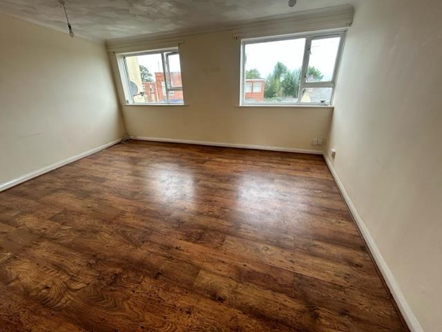 Kirkgate Street, Wisbech 2 bed apartment to rent £650 pcm £150 pw