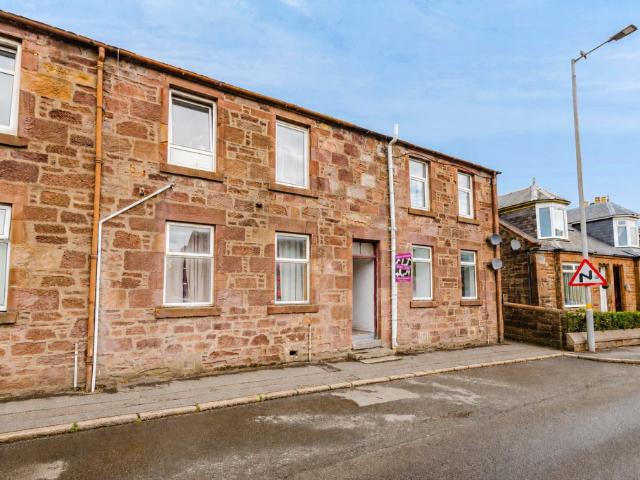 Kirkoswald Road, Maybole, Ayrshire, KA19 2 bed flat to rent £500 pcm £115 pw