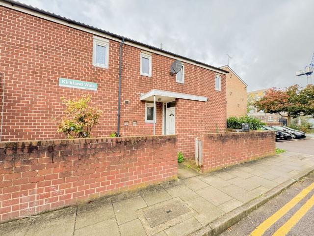 Kirkland Walk, Hackney E8, 3 bed town house to rent, £2,900 pcm | PrimeLocation