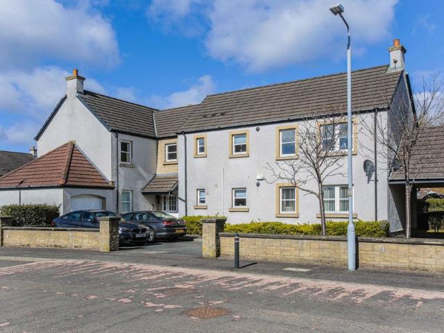 Kirklands, Renfrew, PA4 2 bed apartment to rent £995 pcm £230 pw