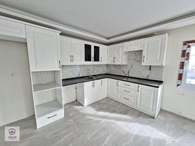 KIRKLARSIRTI İNCİRLİKUYU 4+1 170M SATILIK DAİRE