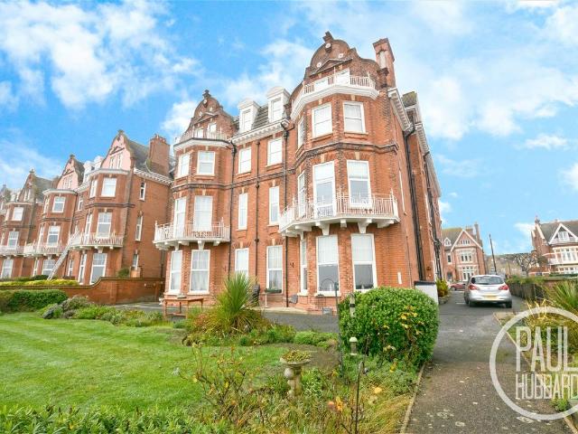 Kirkley Cliff Road, Kirkley NR33, 2 bed flat to rent, £1,200 pcm | PrimeLocation