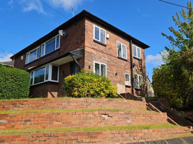 Kirkstall Road, Burley, Leeds, LS4 2QD 3 bed semi detached house to rent £1,395 pcm £322 pw