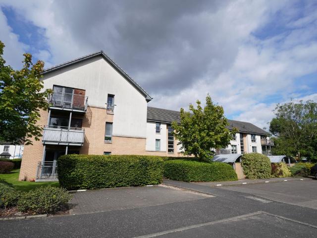 Kirkton Avenue, Glasgow G13, 2 bed flat to rent, £995 pcm | PrimeLocation