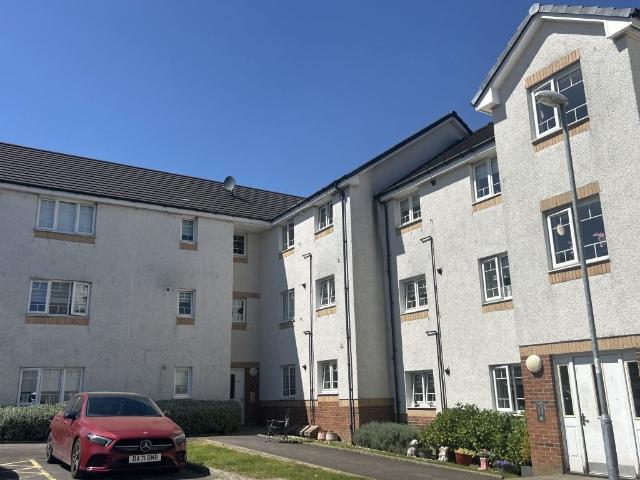 Kirktonholme Gardens, West Mains, East Kilbride G74, 2 bed penthouse to rent, £727 pcm | PrimeLocation