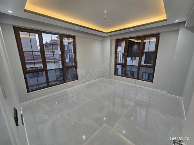 KIRMIZI TOPRAK MAHALESİNDE 2+1 DAİRE