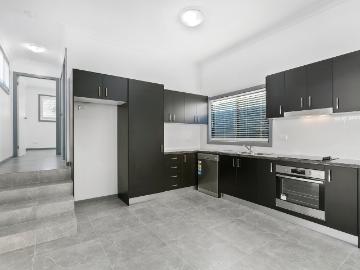 Kirrawee 434A President Avenue