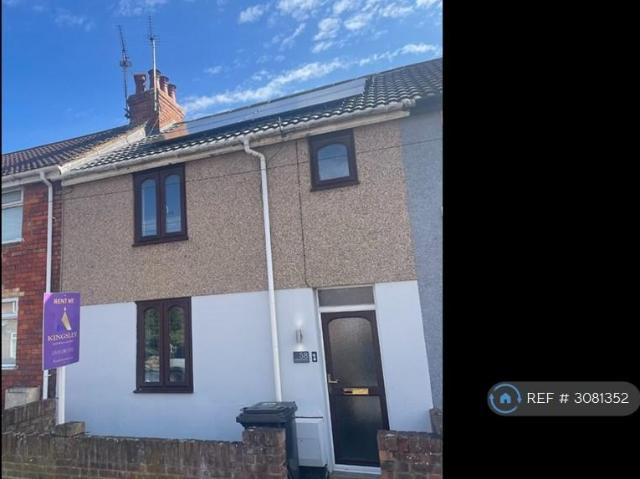Kitchener St, Swindon, SN2 3 bed terraced house to rent £1,400 pcm £323 pw