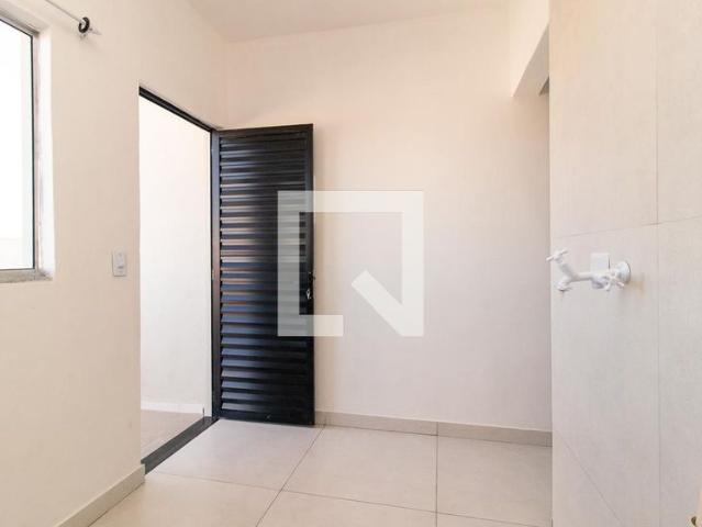 Kitnet, Colônia Rio Grande, 1 Quarto, 18 m2 São José dos Pinhais