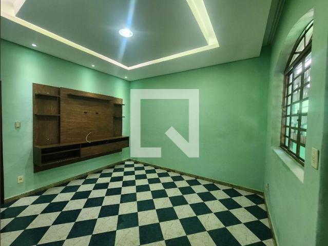 Kitnet, Colonial, 3 Quartos, 300 m2 Contagem