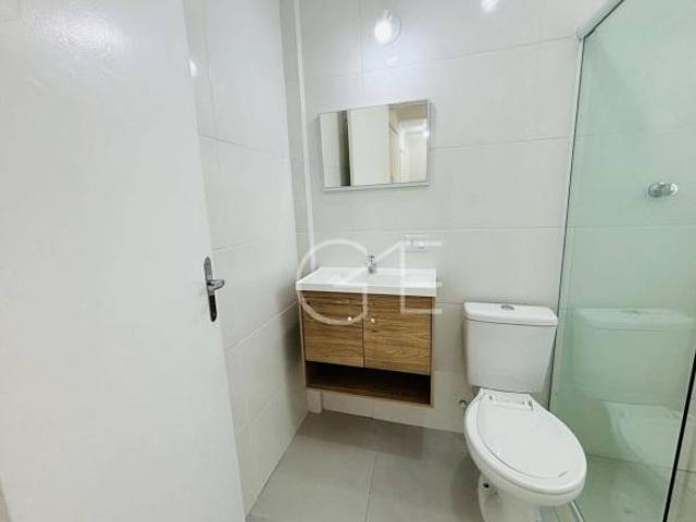 Kitnet com 1 dormitório à venda, 32 m² por R$ 330.000,00 Embaré Santos/SP